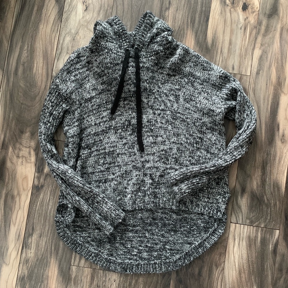 Forever 21 Sweater